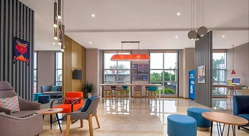 Holiday Inn Express Xichang City Center By IHG