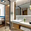 Courtyard by Marriott Shenzhen Bay