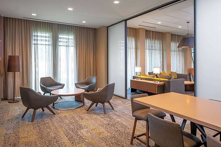 Courtyard by Marriott Lafayette South