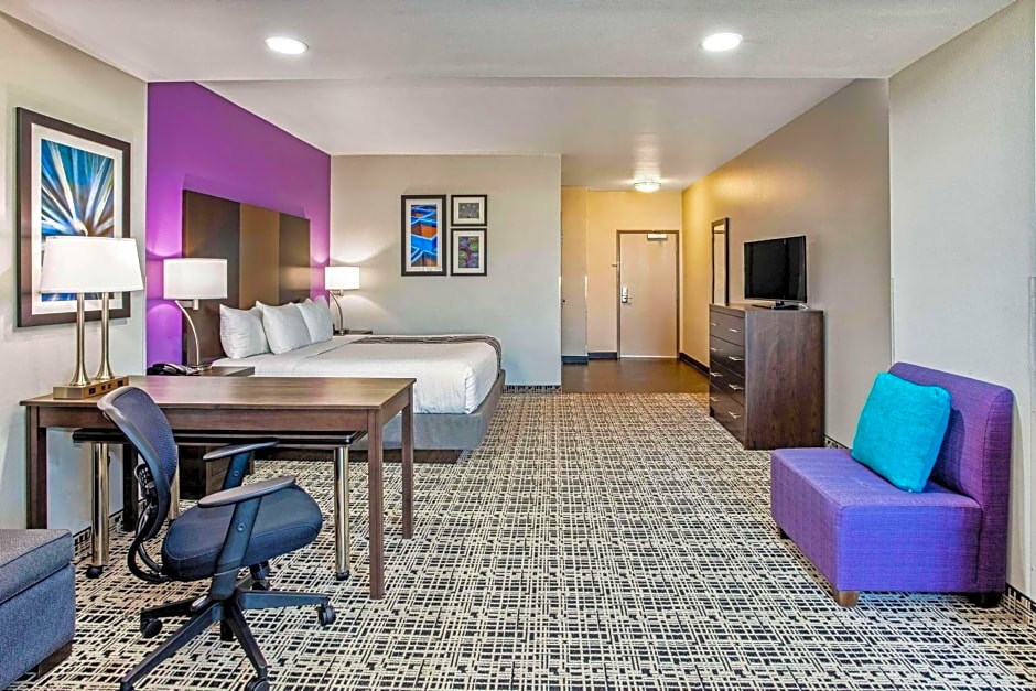 La Quinta Inn & Suites by Wyndham Lubbock South