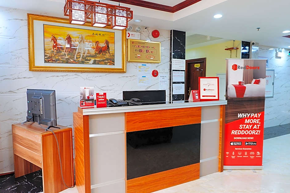 RedDoorz Plus near Camella La Brisa Lapulapu