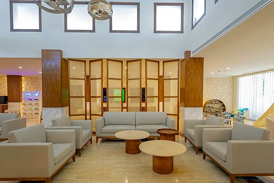 Family Selection at Grand Palladium Kantenah Resort & Spa- All Inclusive