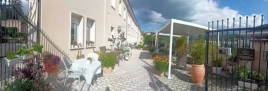Hotel Porta Rivera