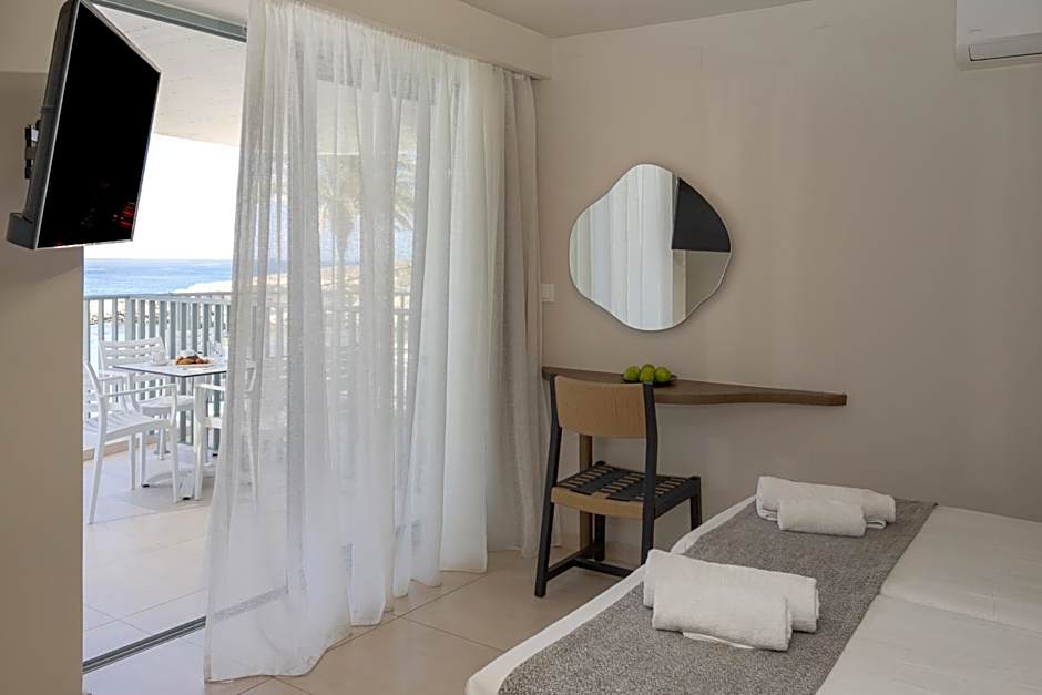 Alia Beach Hotel by Estia