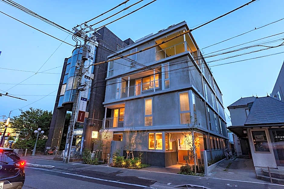 plat hostel keikyu kamakura wave