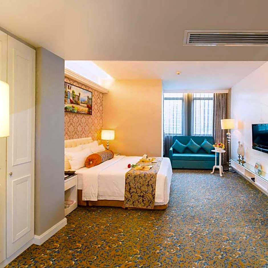 Metropole Hotel