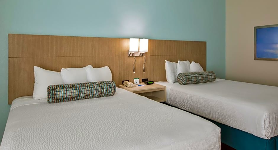 Galleria Palms Hotel