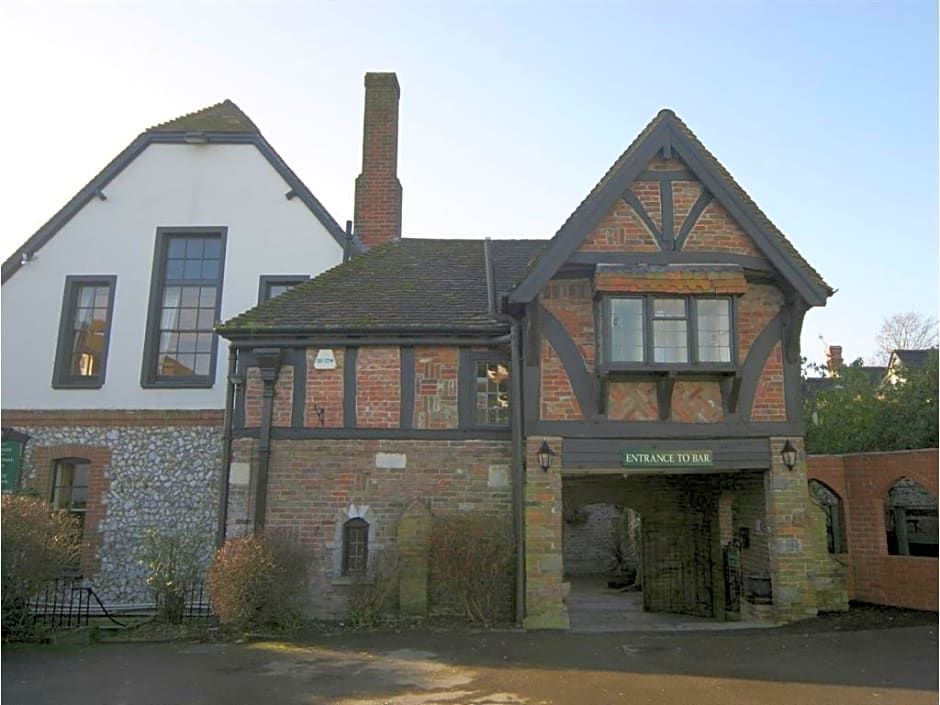 Village House Coaching Inn