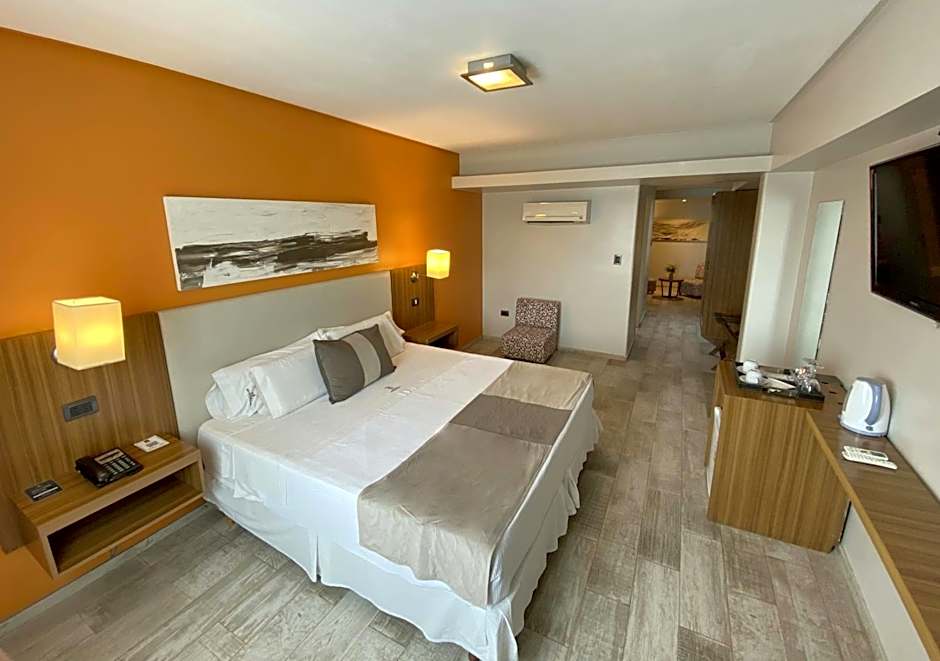 Hotel Bicentenario Suites & Spa