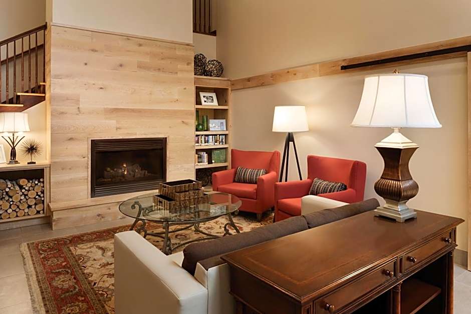 Country Inn & Suites by Radisson, Des Moines West, IA