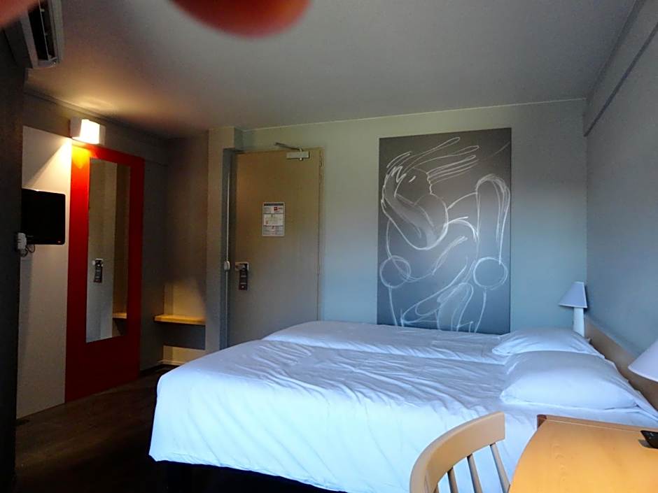 ibis Carcassonne Centre la Cité