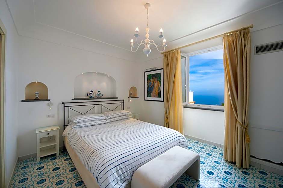 Albadamare Boutique Hotel