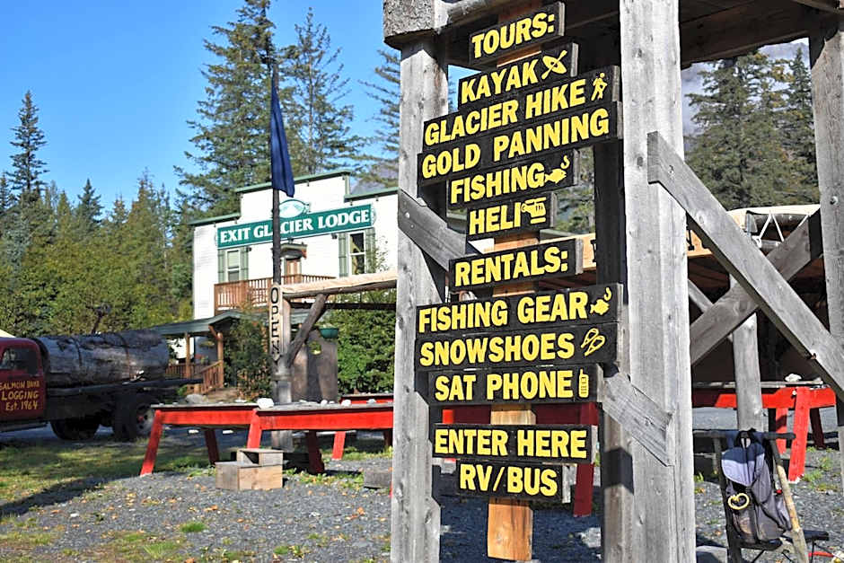 Exit Glacier Lodge