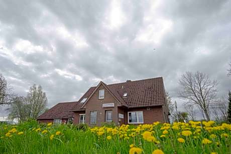 Hotel Pension Schienfatt am Dornumersieler Tief