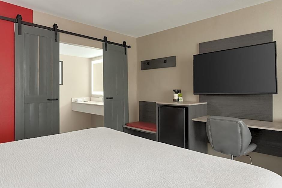 Ramada by Wyndham Cocoa