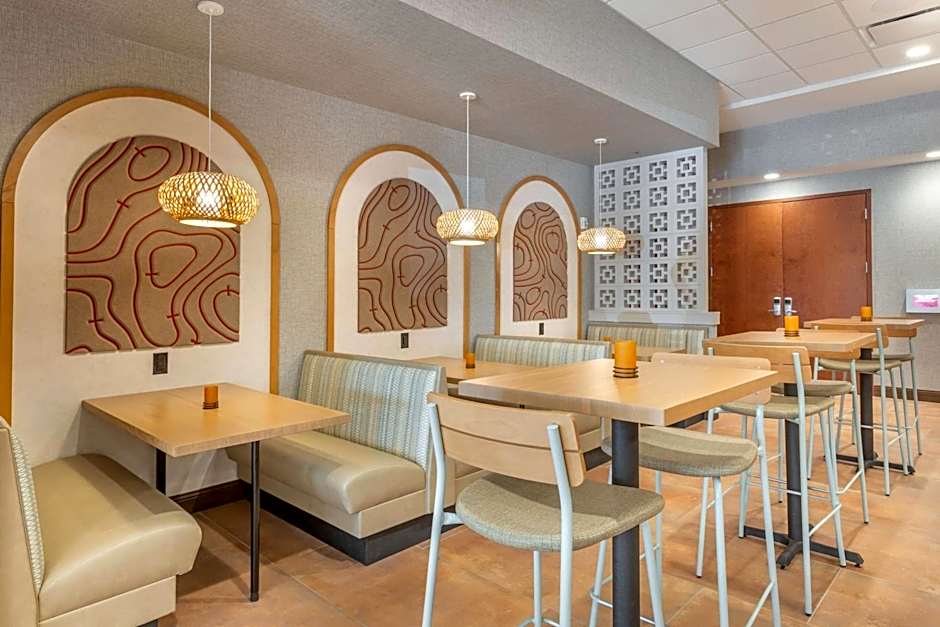 Drury Plaza Hotel Phoenix Tempe