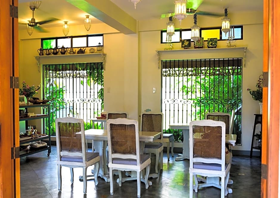 Casita Aurora Bed and Breakfast