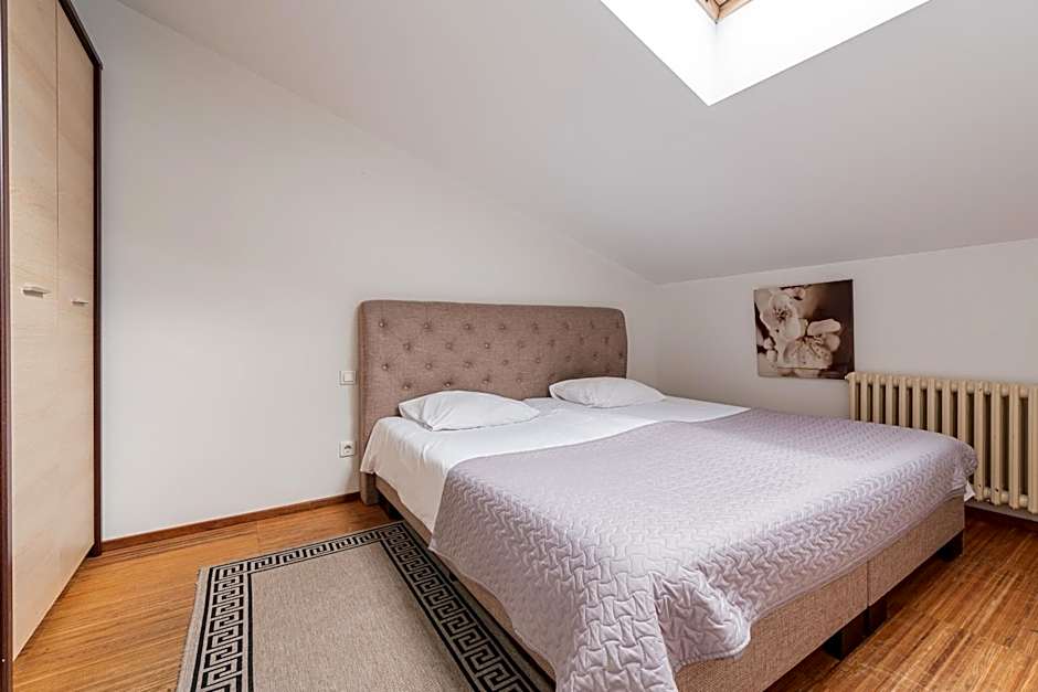 Yoga Residence Apartments