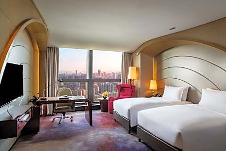 Superior Twin Room with Club Access