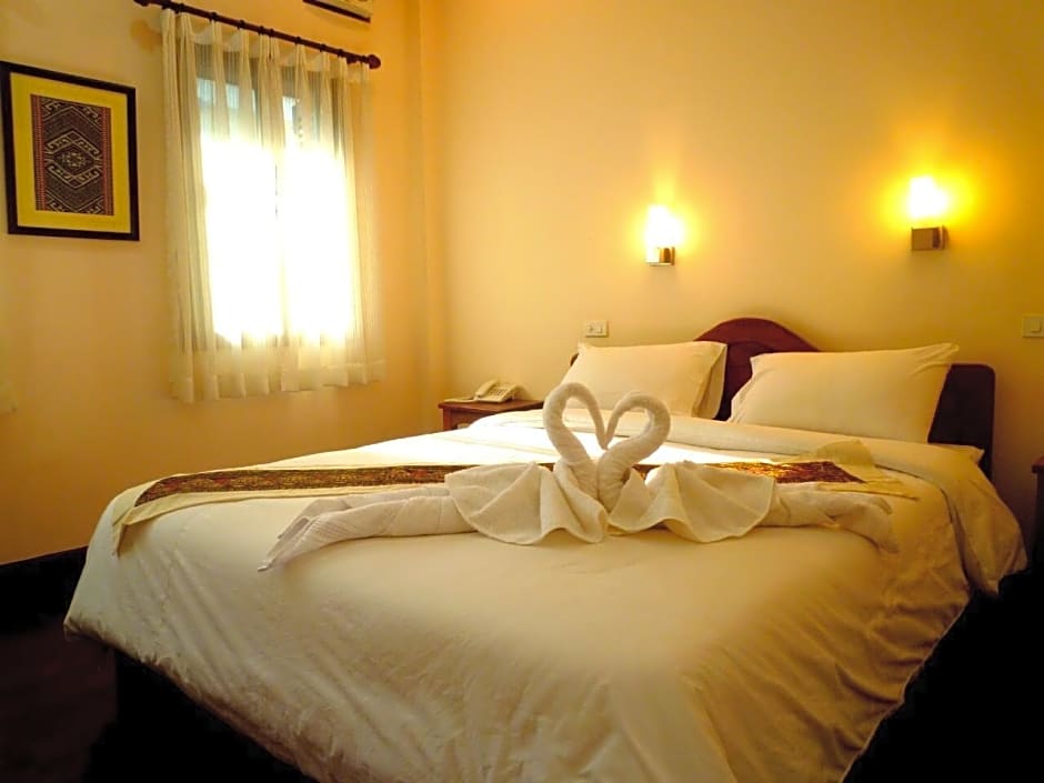 Pakhongthong Villa Saynamkhan Vat Nong