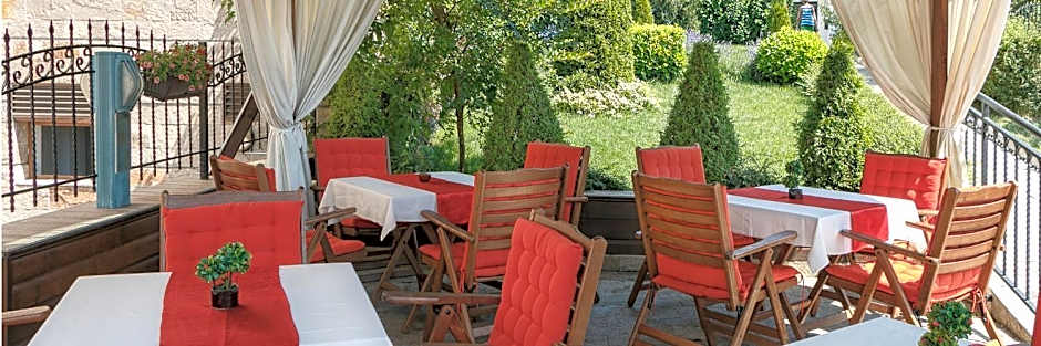 Александра