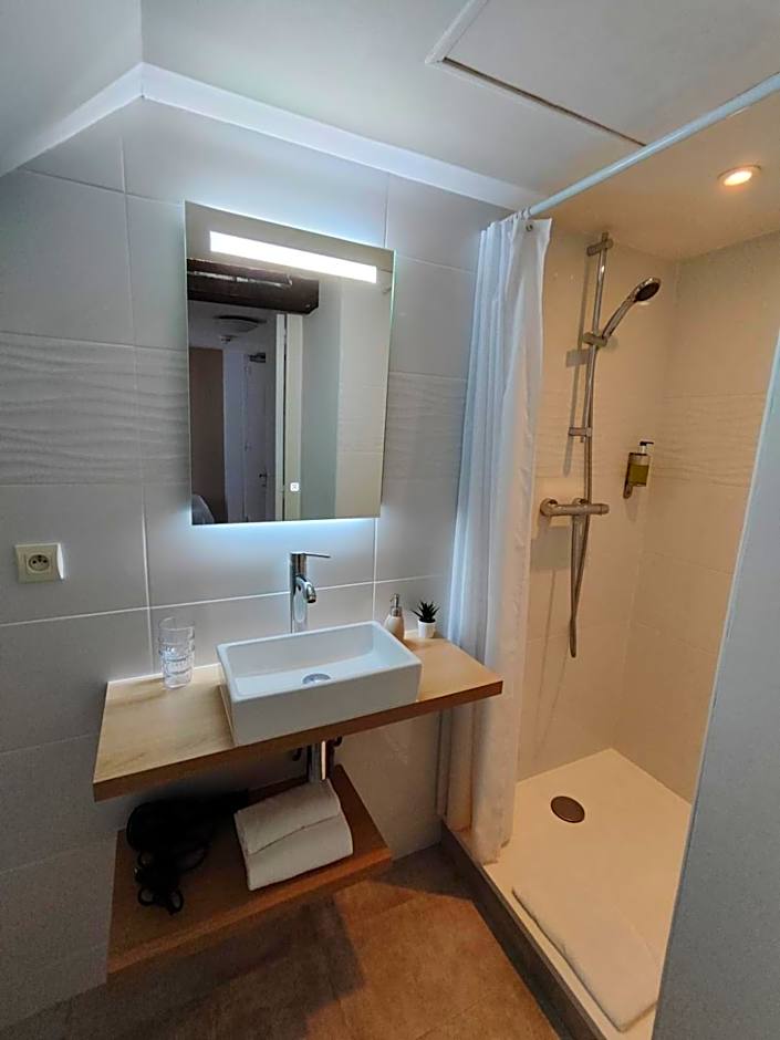 Demeures & Châteaux - Hôtel de la porte Saint-Malo - DINAN