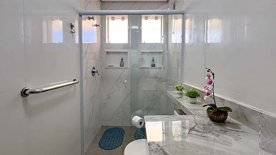 Apart Hotel Bena Flamboyant ap 2 - próx Shopping Iguatemi