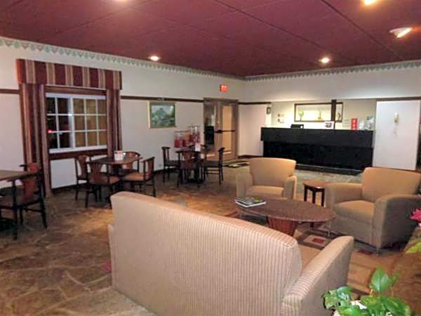 Econo Lodge Central