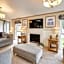 Sutton Lodge with Hot Tub