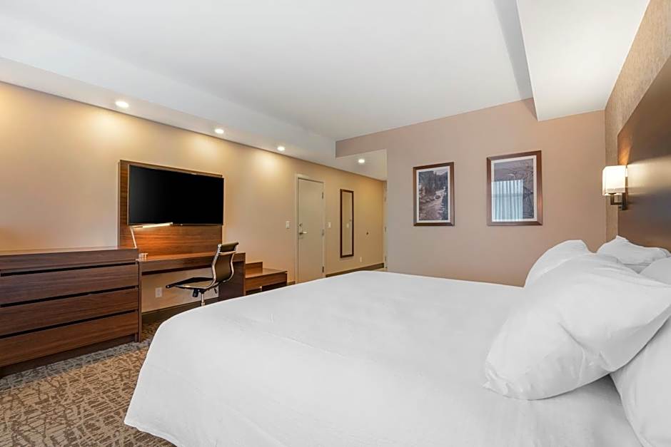 Best Western Plus Mission City Lodge