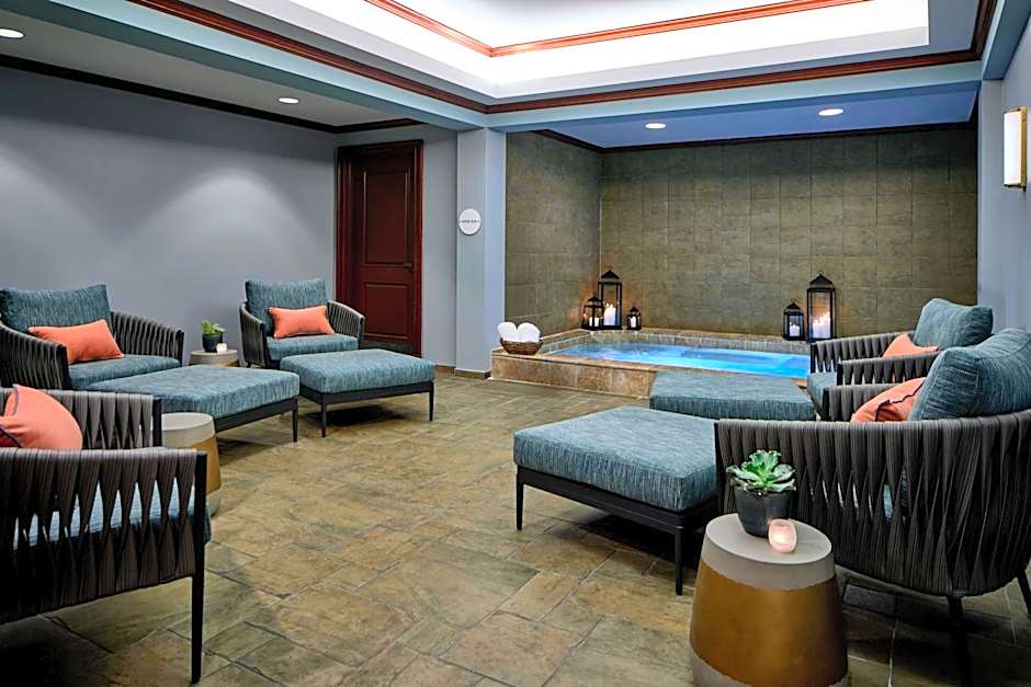 Renaissance Shoals Resort & Spa