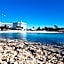 Christopher's Sandy Beach Suites
