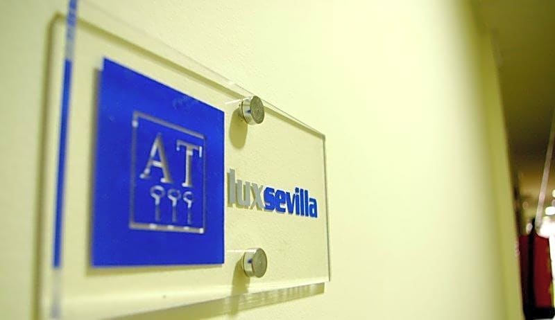 Lux Sevilla Palacio