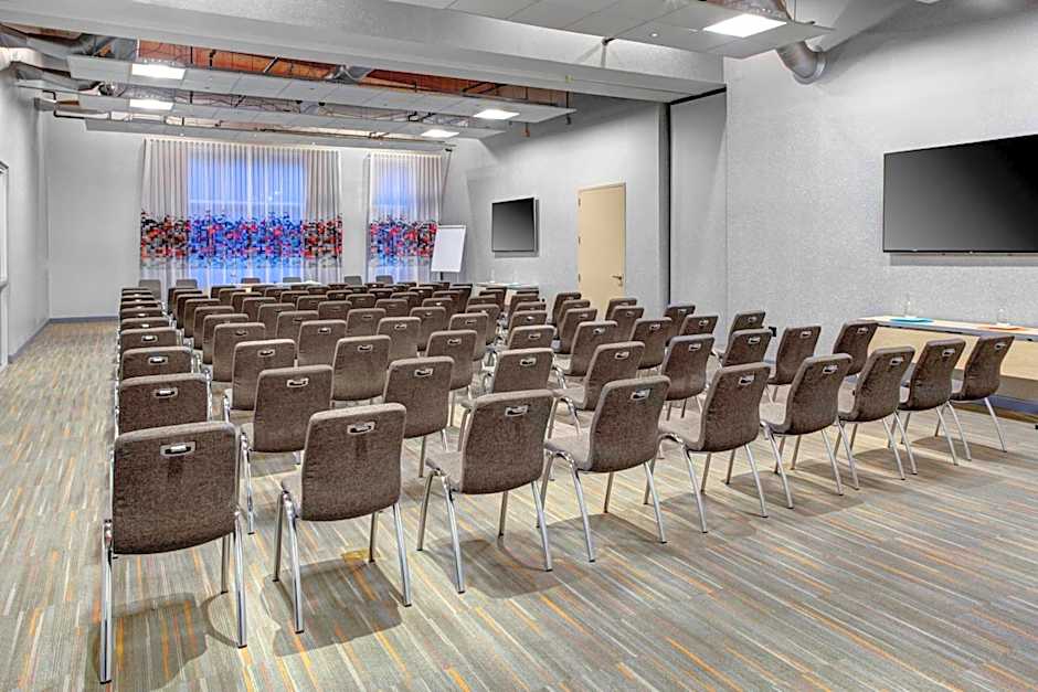 Aloft Raleigh Durham Airport Brier Creek