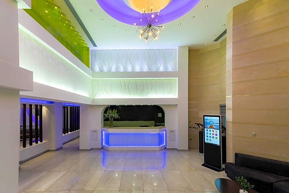 Tasia Maris Beach Hotel - Adults Only