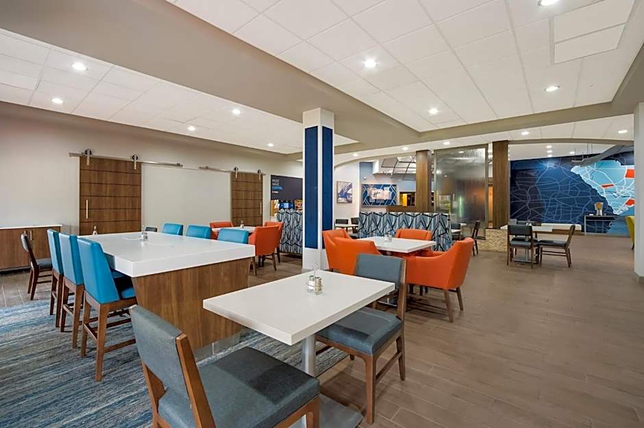 Holiday Inn Express & Suites - Lexington By IHG