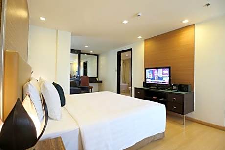 Grand Deluxe Room