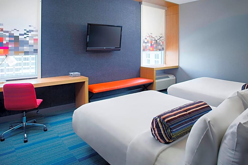 Aloft Charlotte City Center