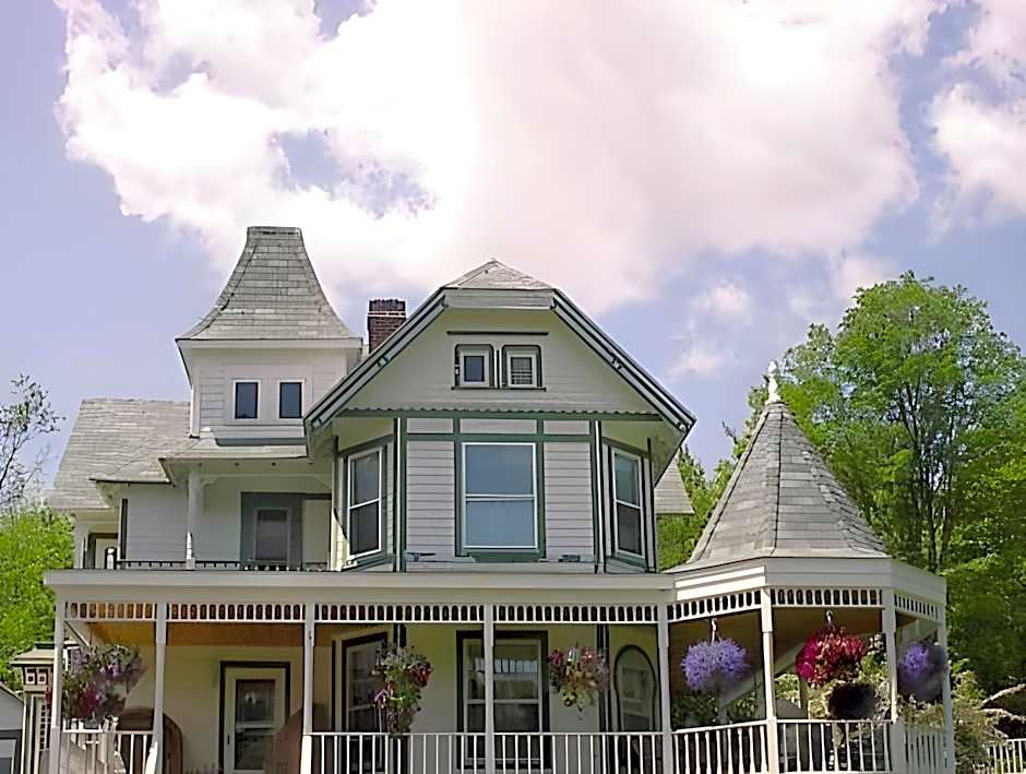 Antique Rose Inn Windham