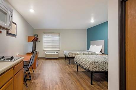 Double Room with Two Double Beds - Non-Smoking