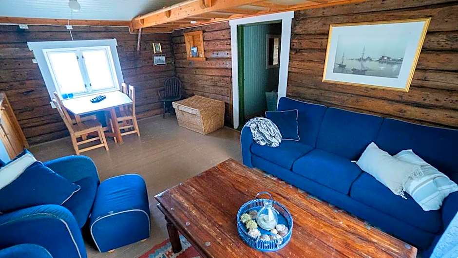 Fisherman's cabin, Lofoten - 11 Johnbua