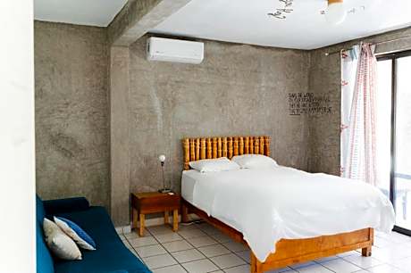 Desert Heart Hostel