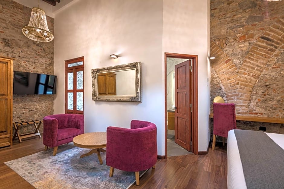 HOTEL CASA MONARCA