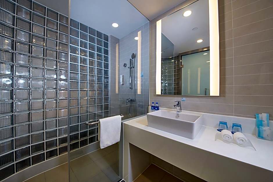 Holiday Inn Express Luoyang Yichuan By IHG