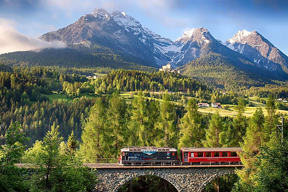 Relais & Châteaux Schlosshotel Chastè - Scuol Tarasp