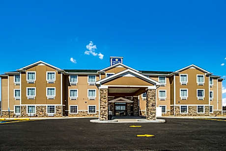 Cobblestone Hotel & Suites Denmark - Green Bay