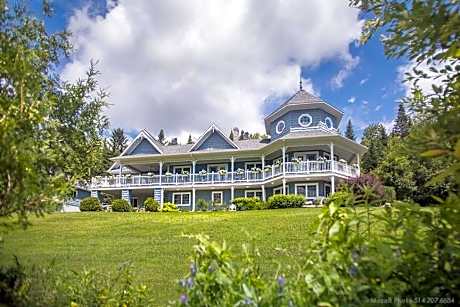 La Maison Bleue du Lac Wallace