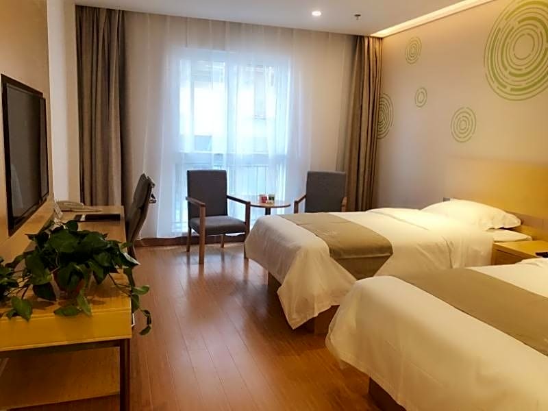 GreenTree Inn Anyang Neihuang County Zaoxiang Avenue