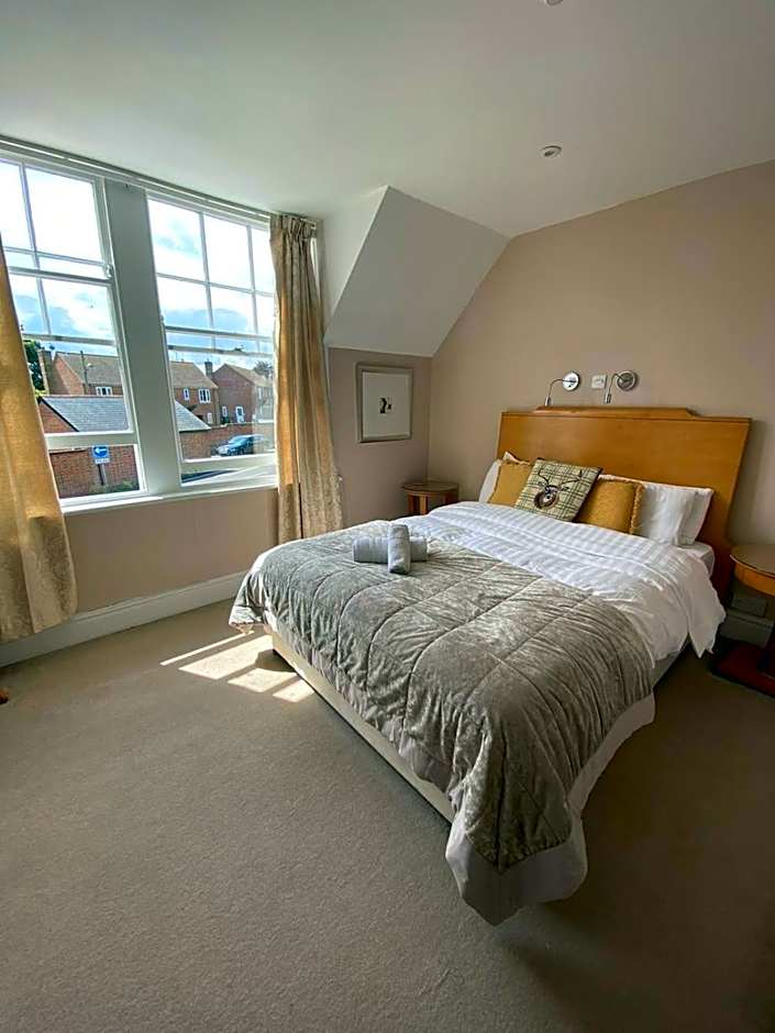 The Antelope at Upavon