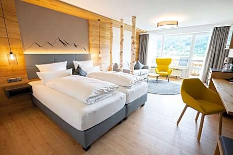 Superior Double Room with Panoramic Mountain View